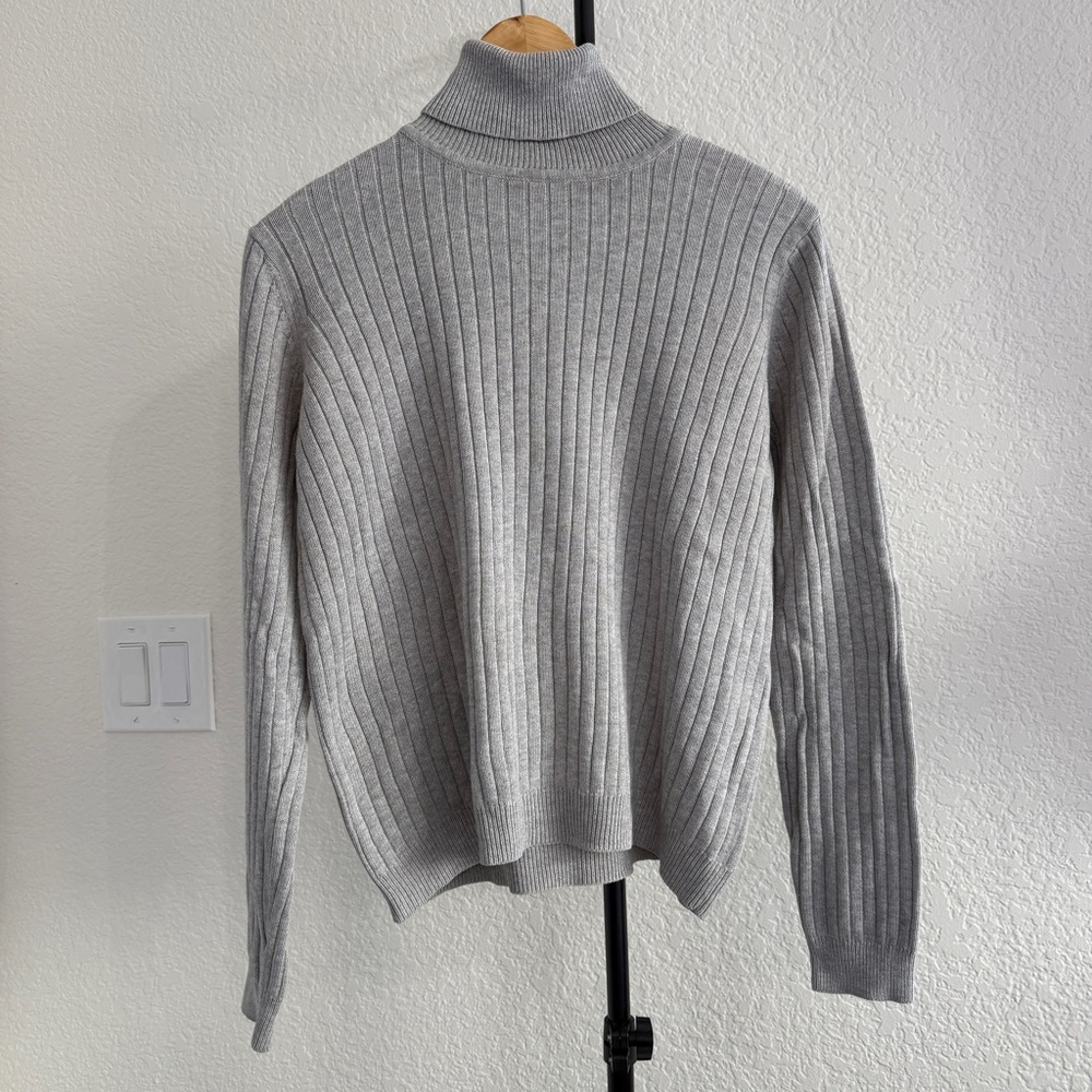 Jeanne Pierre Light Gray Ribbed Sweater
